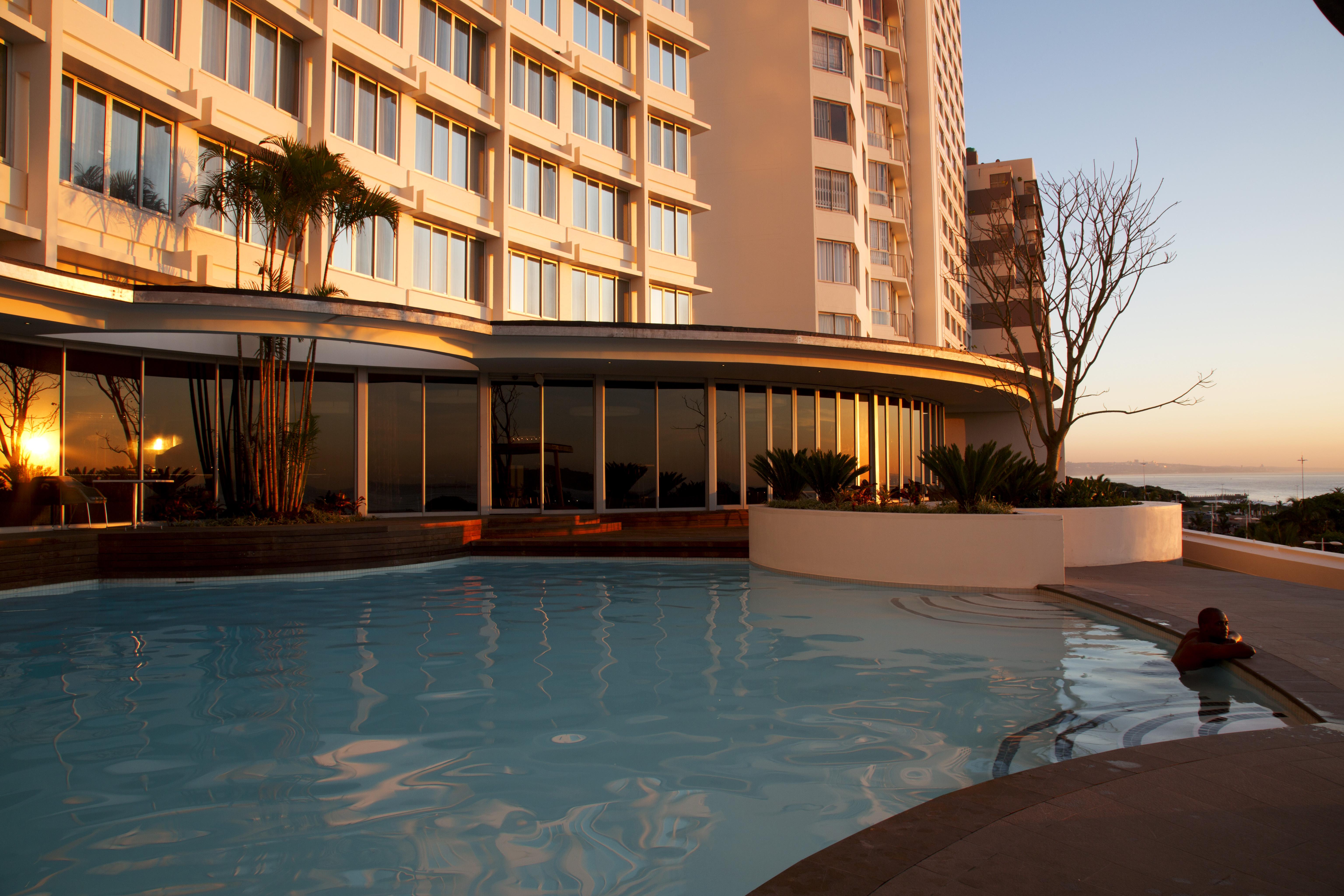 Southern Sun Elangeni & Maharani Hotel Durban Exterior photo